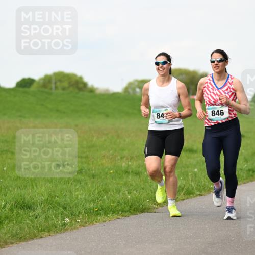 10.05.2026 - 8. Wedeler Halbmarathon Dr. Thomas Lammeyer http://msf.ph/oto/9696705 10.05.2026 11:26:06 Laufen 846 meine-sportfotos.de