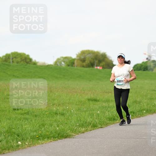 10.05.2026 - 8. Wedeler Halbmarathon Dr. Thomas Lammeyer http://msf.ph/oto/9696715 10.05.2026 11:26:12 Laufen 1001, 154 meine-sportfotos.de