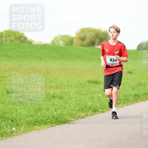 10.05.2026 - 8. Wedeler Halbmarathon Dr. Thomas Lammeyer http://msf.ph/oto/9696793 10.05.2026 11:26:39 Laufen 934 meine-sportfotos.de