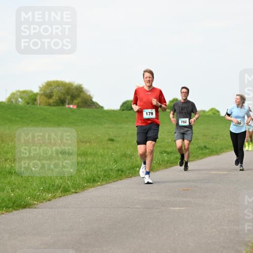 10.05.2026 - 8. Wedeler Halbmarathon Dr. Thomas Lammeyer http://msf.ph/oto/9696805 10.05.2026 11:26:45 Laufen 179, 792 meine-sportfotos.de