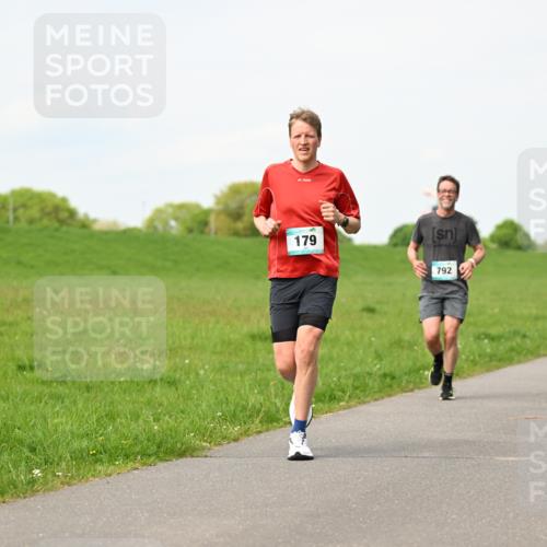 10.05.2026 - 8. Wedeler Halbmarathon Dr. Thomas Lammeyer http://msf.ph/oto/9696816 10.05.2026 11:26:47 Laufen 179, 792, 730 meine-sportfotos.de