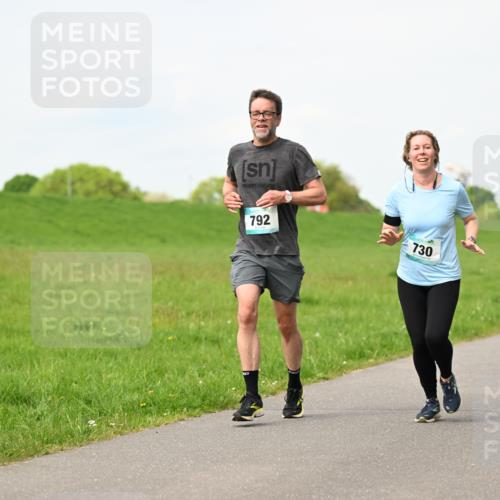 10.05.2026 - 8. Wedeler Halbmarathon Dr. Thomas Lammeyer http://msf.ph/oto/9696829 10.05.2026 11:26:49 Laufen 792, 730 meine-sportfotos.de