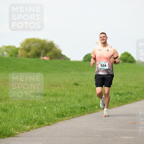 10.05.2026 - 8. Wedeler Halbmarathon Dr. Thomas Lammeyer http://msf.ph/oto/9696847 10.05.2026 11:26:56 Laufen 534, 2003 meine-sportfotos.de
