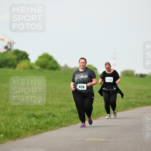 10.05.2026 - 8. Wedeler Halbmarathon Dr. Thomas Lammeyer http://msf.ph/oto/9696890 10.05.2026 11:27:06 Laufen 2238, 679 meine-sportfotos.de