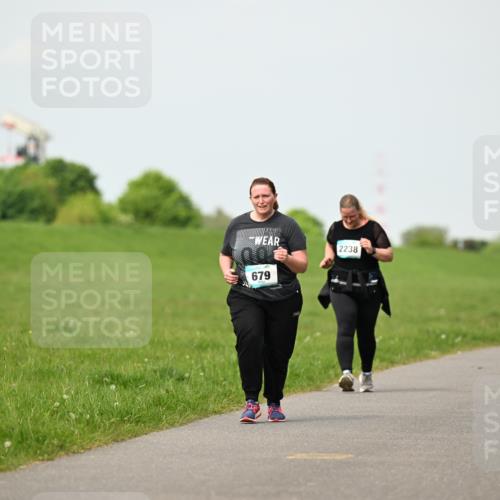 10.05.2026 - 8. Wedeler Halbmarathon Dr. Thomas Lammeyer http://msf.ph/oto/9696894 10.05.2026 11:27:07 Laufen 2238, 679 meine-sportfotos.de