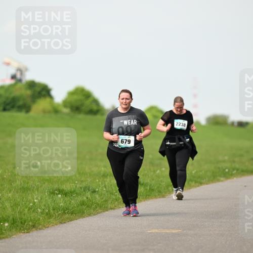 10.05.2026 - 8. Wedeler Halbmarathon Dr. Thomas Lammeyer http://msf.ph/oto/9696897 10.05.2026 11:27:07 Laufen 679, 2238 meine-sportfotos.de