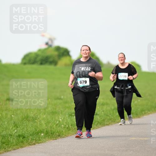 10.05.2026 - 8. Wedeler Halbmarathon Dr. Thomas Lammeyer http://msf.ph/oto/9696912 10.05.2026 11:27:09 Laufen 679, 2238 meine-sportfotos.de
