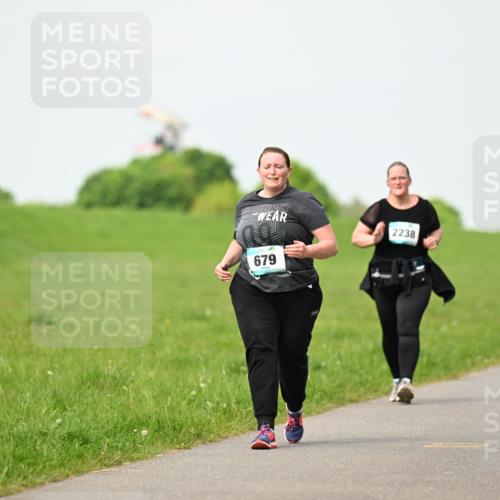 10.05.2026 - 8. Wedeler Halbmarathon Dr. Thomas Lammeyer http://msf.ph/oto/9696913 10.05.2026 11:27:09 Laufen 679, 2238 meine-sportfotos.de