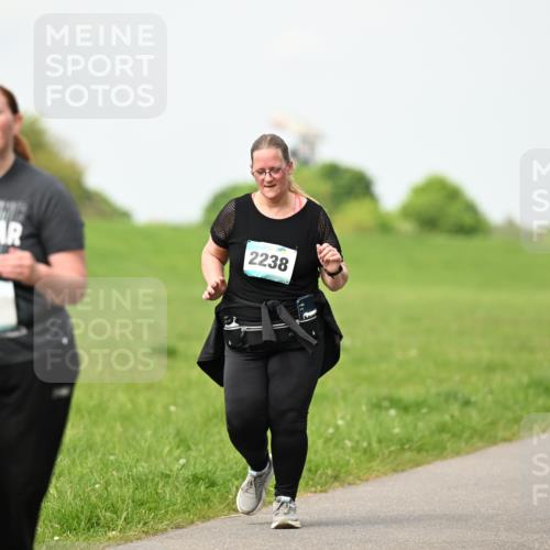 10.05.2026 - 8. Wedeler Halbmarathon Dr. Thomas Lammeyer http://msf.ph/oto/9696925 10.05.2026 11:27:14 Laufen 679, 2238 meine-sportfotos.de