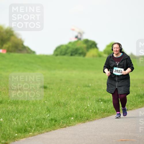10.05.2026 - 8. Wedeler Halbmarathon Dr. Thomas Lammeyer http://msf.ph/oto/9696967 10.05.2026 11:27:25 Laufen 2022, 2059 meine-sportfotos.de