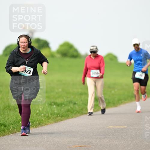 10.05.2026 - 8. Wedeler Halbmarathon Dr. Thomas Lammeyer http://msf.ph/oto/9696978 10.05.2026 11:27:28 Laufen 2059, 022 meine-sportfotos.de