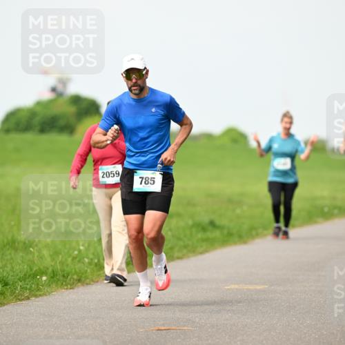 10.05.2026 - 8. Wedeler Halbmarathon Dr. Thomas Lammeyer http://msf.ph/oto/9696989 10.05.2026 11:27:31 Laufen 2059, 785 meine-sportfotos.de