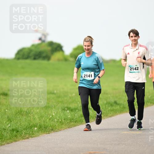 10.05.2026 - 8. Wedeler Halbmarathon Dr. Thomas Lammeyer http://msf.ph/oto/9697013 10.05.2026 11:27:35 Laufen 2030, 2141, 2142, 682 meine-sportfotos.de