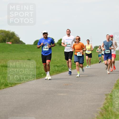 10.05.2026 - 8. Wedeler Halbmarathon Dr. Thomas Lammeyer http://msf.ph/oto/9697074 10.05.2026 11:27:56 Laufen 2145, 1046, 573, 599 meine-sportfotos.de