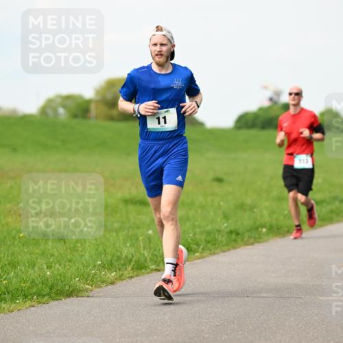 10.05.2026 - 8. Wedeler Halbmarathon Dr. Thomas Lammeyer http://msf.ph/oto/9697160 10.05.2026 11:28:13 Laufen 313 meine-sportfotos.de