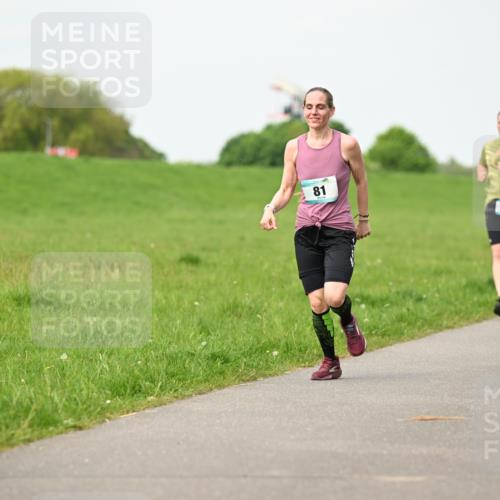 10.05.2026 - 8. Wedeler Halbmarathon Dr. Thomas Lammeyer http://msf.ph/oto/9697263 10.05.2026 11:28:33 Laufen 911 meine-sportfotos.de