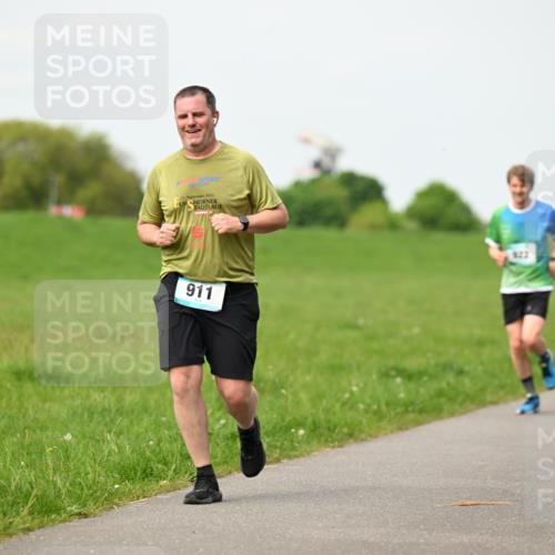 10.05.2026 - 8. Wedeler Halbmarathon Dr. Thomas Lammeyer http://msf.ph/oto/9697296 10.05.2026 11:28:38 Laufen 2025, 911, 622 meine-sportfotos.de