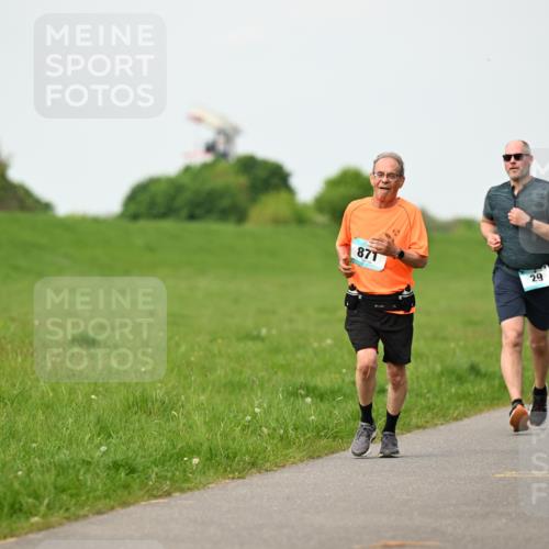 10.05.2026 - 8. Wedeler Halbmarathon Dr. Thomas Lammeyer http://msf.ph/oto/9697345 10.05.2026 11:28:49 Laufen 871, 425 meine-sportfotos.de