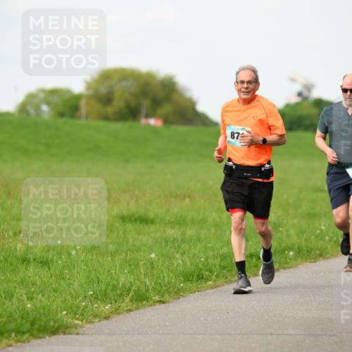 10.05.2026 - 8. Wedeler Halbmarathon Dr. Thomas Lammeyer http://msf.ph/oto/9697367 10.05.2026 11:28:51 Laufen 425 meine-sportfotos.de