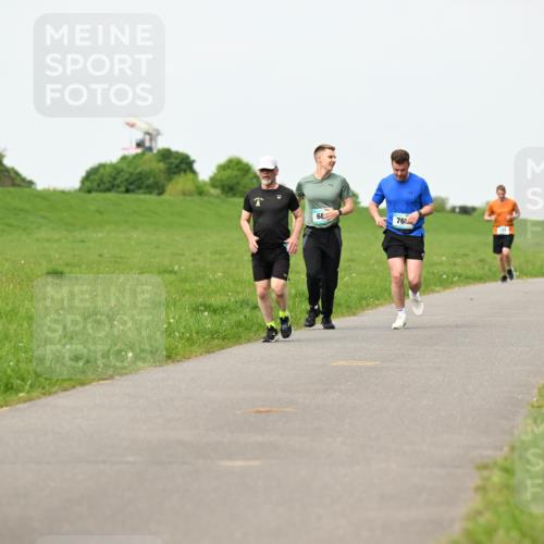 10.05.2026 - 8. Wedeler Halbmarathon Dr. Thomas Lammeyer http://msf.ph/oto/9697407 10.05.2026 11:29:07 Laufen  meine-sportfotos.de