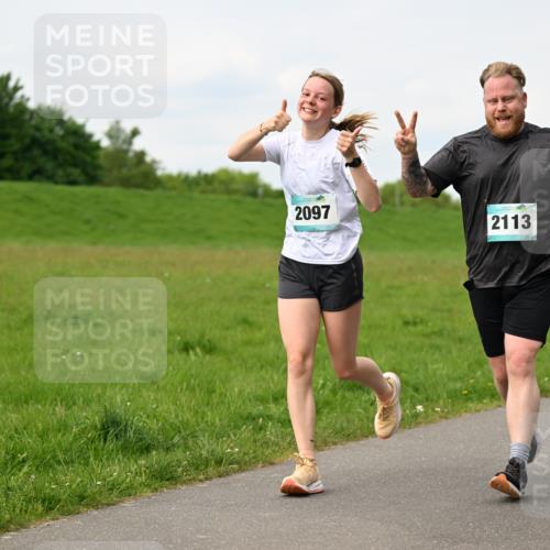 10.05.2026 - 8. Wedeler Halbmarathon Dr. Thomas Lammeyer http://msf.ph/oto/9697555 10.05.2026 11:29:38 Laufen 2097, 2113 meine-sportfotos.de