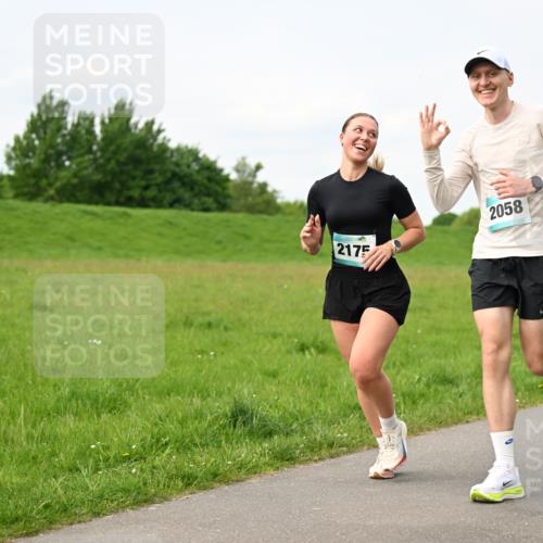 10.05.2026 - 8. Wedeler Halbmarathon Dr. Thomas Lammeyer http://msf.ph/oto/9697748 10.05.2026 11:30:22 Laufen 2058, 2175 meine-sportfotos.de