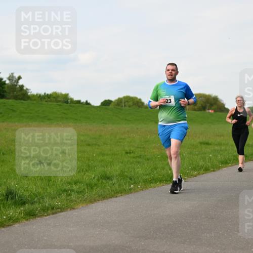 10.05.2026 - 8. Wedeler Halbmarathon Dr. Thomas Lammeyer http://msf.ph/oto/9697802 10.05.2026 11:30:33 Laufen 543 meine-sportfotos.de