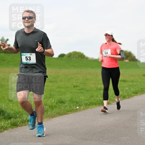 10.05.2026 - 8. Wedeler Halbmarathon Dr. Thomas Lammeyer http://msf.ph/oto/9697874 10.05.2026 11:30:51 Laufen  meine-sportfotos.de
