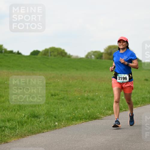 10.05.2026 - 8. Wedeler Halbmarathon Dr. Thomas Lammeyer http://msf.ph/oto/9697887 10.05.2026 11:30:53 Laufen 2196 meine-sportfotos.de