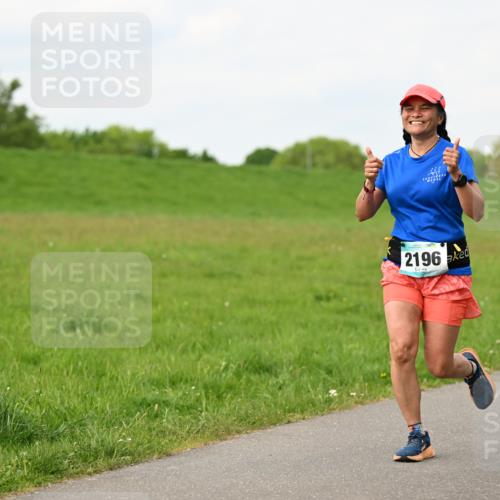 10.05.2026 - 8. Wedeler Halbmarathon Dr. Thomas Lammeyer http://msf.ph/oto/9697893 10.05.2026 11:30:54 Laufen 2196 meine-sportfotos.de