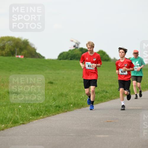 10.05.2026 - 8. Wedeler Halbmarathon Dr. Thomas Lammeyer http://msf.ph/oto/9697950 10.05.2026 11:31:13 Laufen 929 meine-sportfotos.de