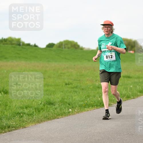 10.05.2026 - 8. Wedeler Halbmarathon Dr. Thomas Lammeyer http://msf.ph/oto/9697991 10.05.2026 11:31:20 Laufen 2019, 812 meine-sportfotos.de