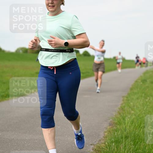 10.05.2026 - 8. Wedeler Halbmarathon Dr. Thomas Lammeyer http://msf.ph/oto/9698061 10.05.2026 11:31:35 Laufen  meine-sportfotos.de