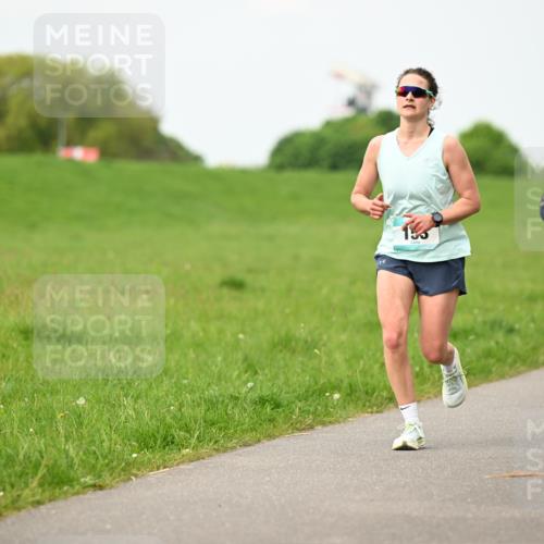 10.05.2026 - 8. Wedeler Halbmarathon Dr. Thomas Lammeyer http://msf.ph/oto/9698090 10.05.2026 11:31:41 Laufen 128 meine-sportfotos.de