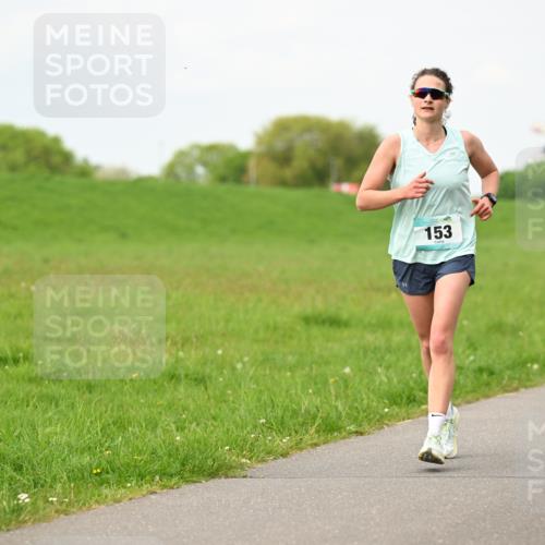 10.05.2026 - 8. Wedeler Halbmarathon Dr. Thomas Lammeyer http://msf.ph/oto/9698103 10.05.2026 11:31:43 Laufen 153, 128 meine-sportfotos.de