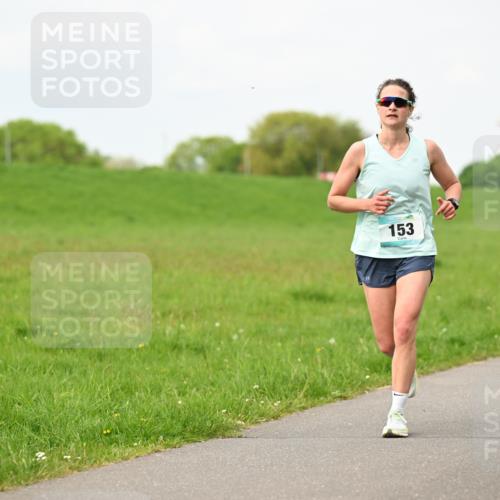 10.05.2026 - 8. Wedeler Halbmarathon Dr. Thomas Lammeyer http://msf.ph/oto/9698104 10.05.2026 11:31:43 Laufen 153, 128 meine-sportfotos.de