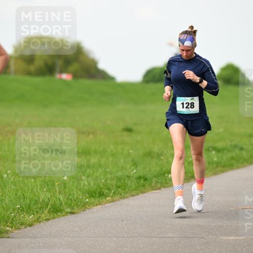 10.05.2026 - 8. Wedeler Halbmarathon Dr. Thomas Lammeyer http://msf.ph/oto/9698108 10.05.2026 11:31:44 Laufen 153, 128 meine-sportfotos.de