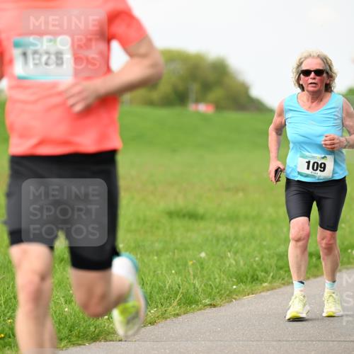 10.05.2026 - 8. Wedeler Halbmarathon Dr. Thomas Lammeyer http://msf.ph/oto/9698157 10.05.2026 11:31:54 Laufen 1028, 109 meine-sportfotos.de