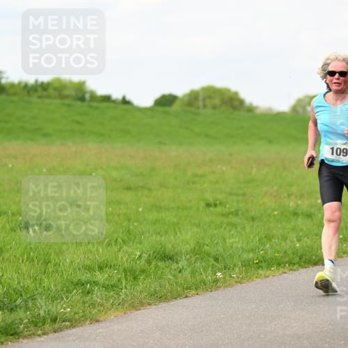 10.05.2026 - 8. Wedeler Halbmarathon Dr. Thomas Lammeyer http://msf.ph/oto/9698169 10.05.2026 11:31:55 Laufen 109 meine-sportfotos.de