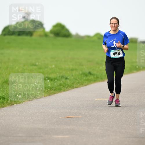 10.05.2026 - 8. Wedeler Halbmarathon Dr. Thomas Lammeyer http://msf.ph/oto/9698196 10.05.2026 11:32:06 Laufen 458 meine-sportfotos.de