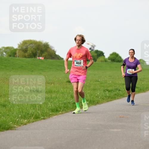 10.05.2026 - 8. Wedeler Halbmarathon Dr. Thomas Lammeyer http://msf.ph/oto/9698232 10.05.2026 11:32:14 Laufen 402, 221, 628 meine-sportfotos.de