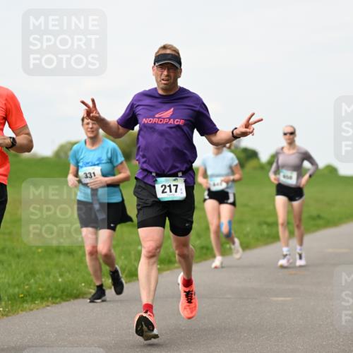 10.05.2026 - 8. Wedeler Halbmarathon Dr. Thomas Lammeyer http://msf.ph/oto/9698296 10.05.2026 11:32:26 Laufen 2023, 275, 331, 217 meine-sportfotos.de