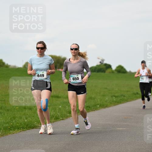 10.05.2026 - 8. Wedeler Halbmarathon Dr. Thomas Lammeyer http://msf.ph/oto/9698312 10.05.2026 11:32:28 Laufen 649, 650, 139, 583 meine-sportfotos.de