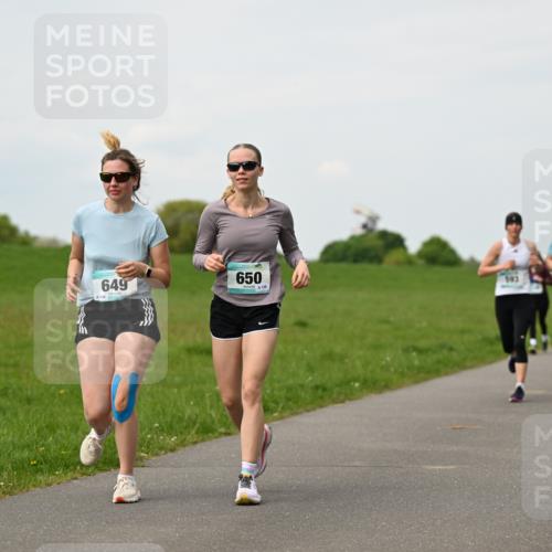 10.05.2026 - 8. Wedeler Halbmarathon Dr. Thomas Lammeyer http://msf.ph/oto/9698314 10.05.2026 11:32:28 Laufen 136, 649, 650, 593 meine-sportfotos.de