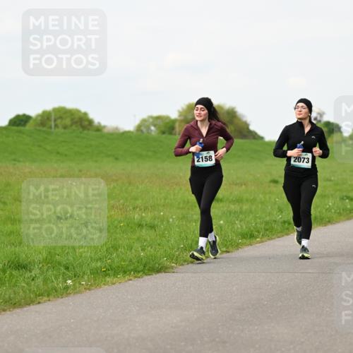 10.05.2026 - 8. Wedeler Halbmarathon Dr. Thomas Lammeyer http://msf.ph/oto/9698362 10.05.2026 11:32:37 Laufen 2158, 2073 meine-sportfotos.de