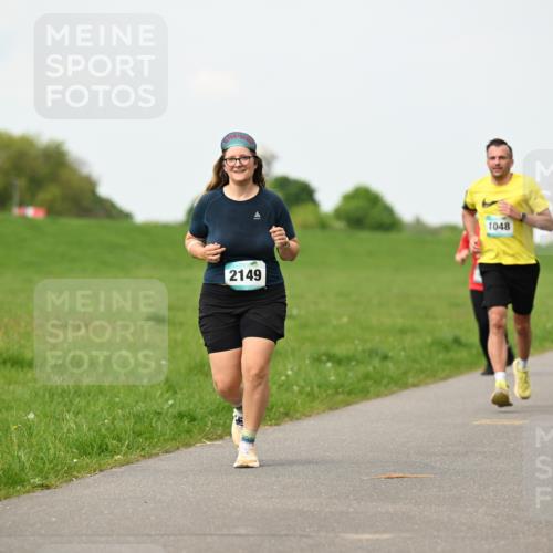 10.05.2026 - 8. Wedeler Halbmarathon Dr. Thomas Lammeyer http://msf.ph/oto/9698392 10.05.2026 11:32:46 Laufen 2149, 1048 meine-sportfotos.de