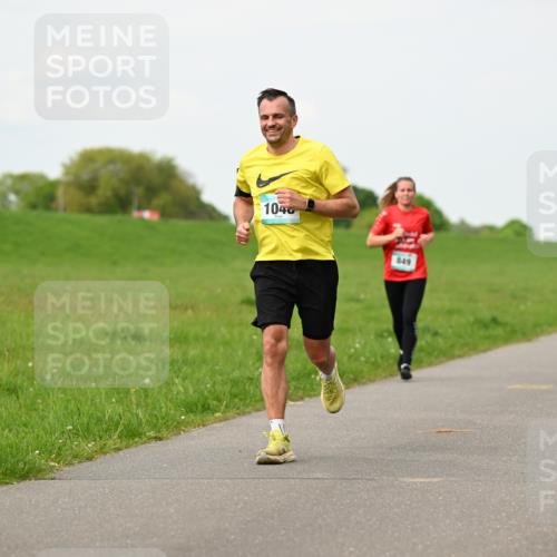 10.05.2026 - 8. Wedeler Halbmarathon Dr. Thomas Lammeyer http://msf.ph/oto/9698407 10.05.2026 11:32:49 Laufen 1040, 849 meine-sportfotos.de