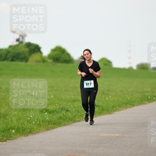 10.05.2026 - 8. Wedeler Halbmarathon Dr. Thomas Lammeyer http://msf.ph/oto/9698490 10.05.2026 11:33:17 Laufen 917 meine-sportfotos.de