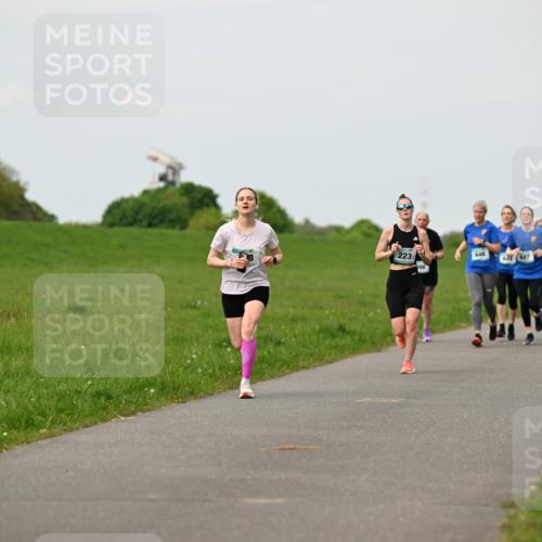 10.05.2026 - 8. Wedeler Halbmarathon Dr. Thomas Lammeyer http://msf.ph/oto/9698527 10.05.2026 11:33:27 Laufen 223, 646, 453 meine-sportfotos.de