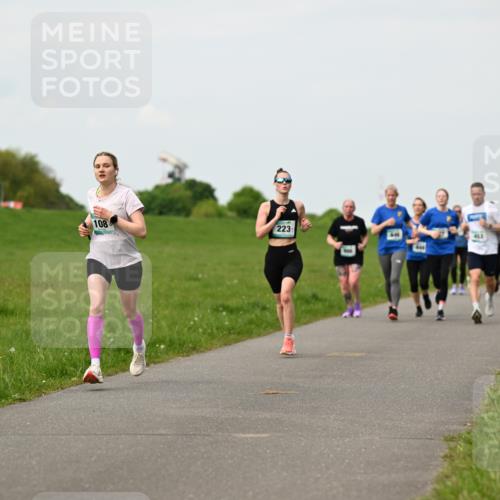 10.05.2026 - 8. Wedeler Halbmarathon Dr. Thomas Lammeyer http://msf.ph/oto/9698538 10.05.2026 11:33:29 Laufen 223, 108 meine-sportfotos.de